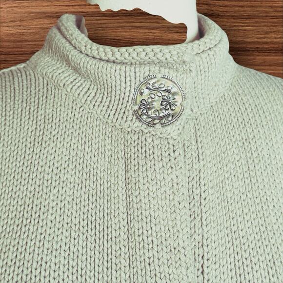 Pure Handknit Cardigan Womens M/ L Decorative Buttons Chunky Knit Pale Celery - Picture 2 of 8